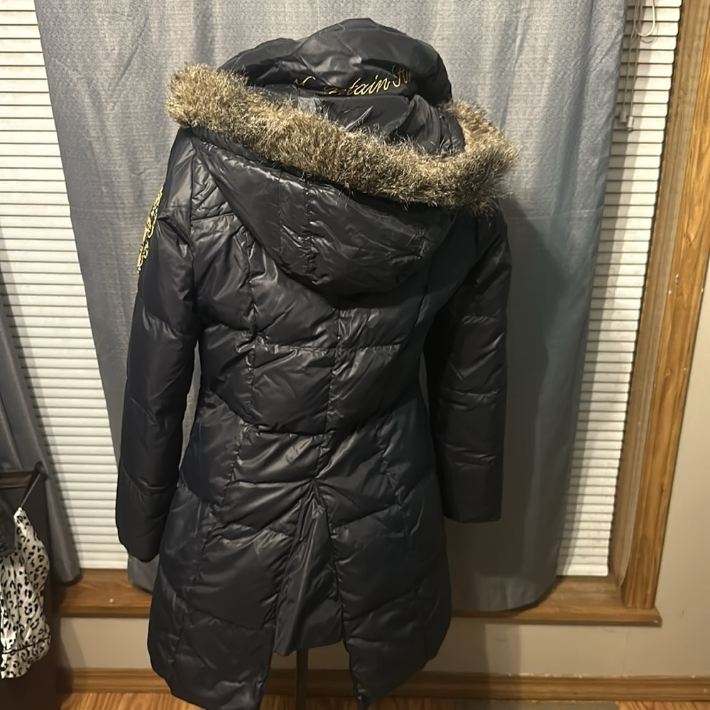 Woman Mountain Horse Coat - Picture 6 of 15